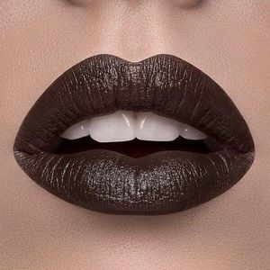 Mellow Cosmetics Creamy matte lipstick